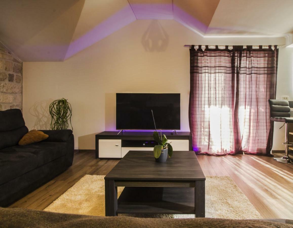 Apartments Dvor - Ap1, Ap2, Ap3 Башка-Вода Экстерьер фото