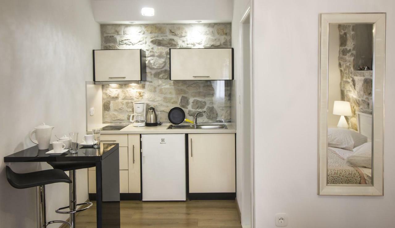 Apartments Dvor - Ap1, Ap2, Ap3 Башка-Вода Экстерьер фото