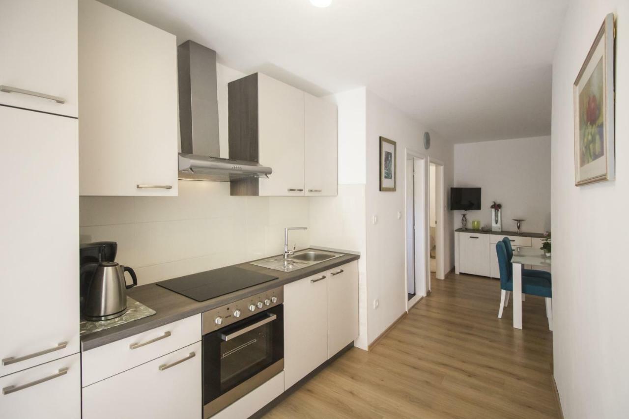 Apartments Dvor - Ap1, Ap2, Ap3 Башка-Вода Экстерьер фото
