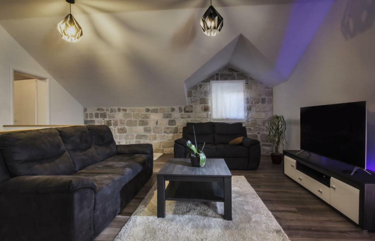 Apartments Dvor - Ap1, Ap2, Ap3 Башка-Вода Экстерьер фото