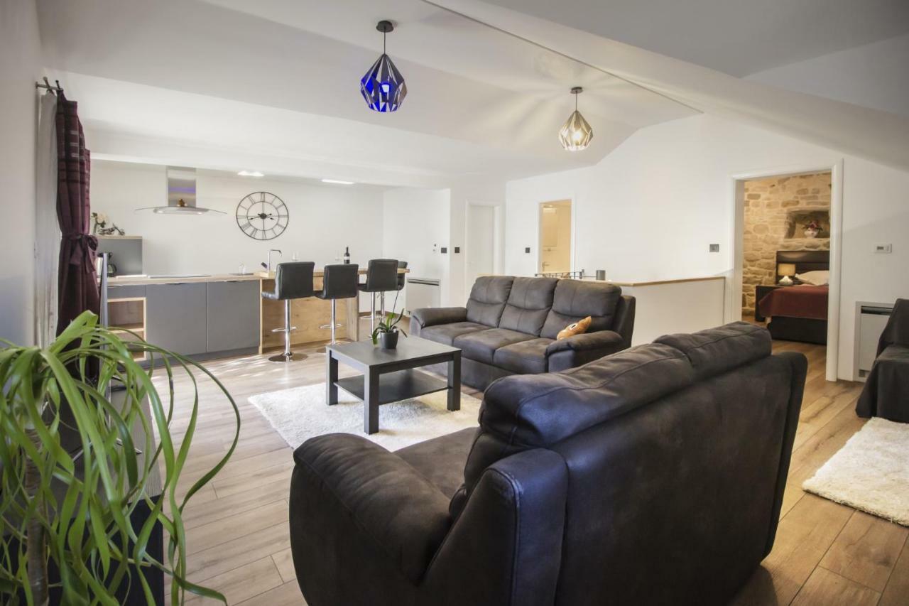 Apartments Dvor - Ap1, Ap2, Ap3 Башка-Вода Экстерьер фото